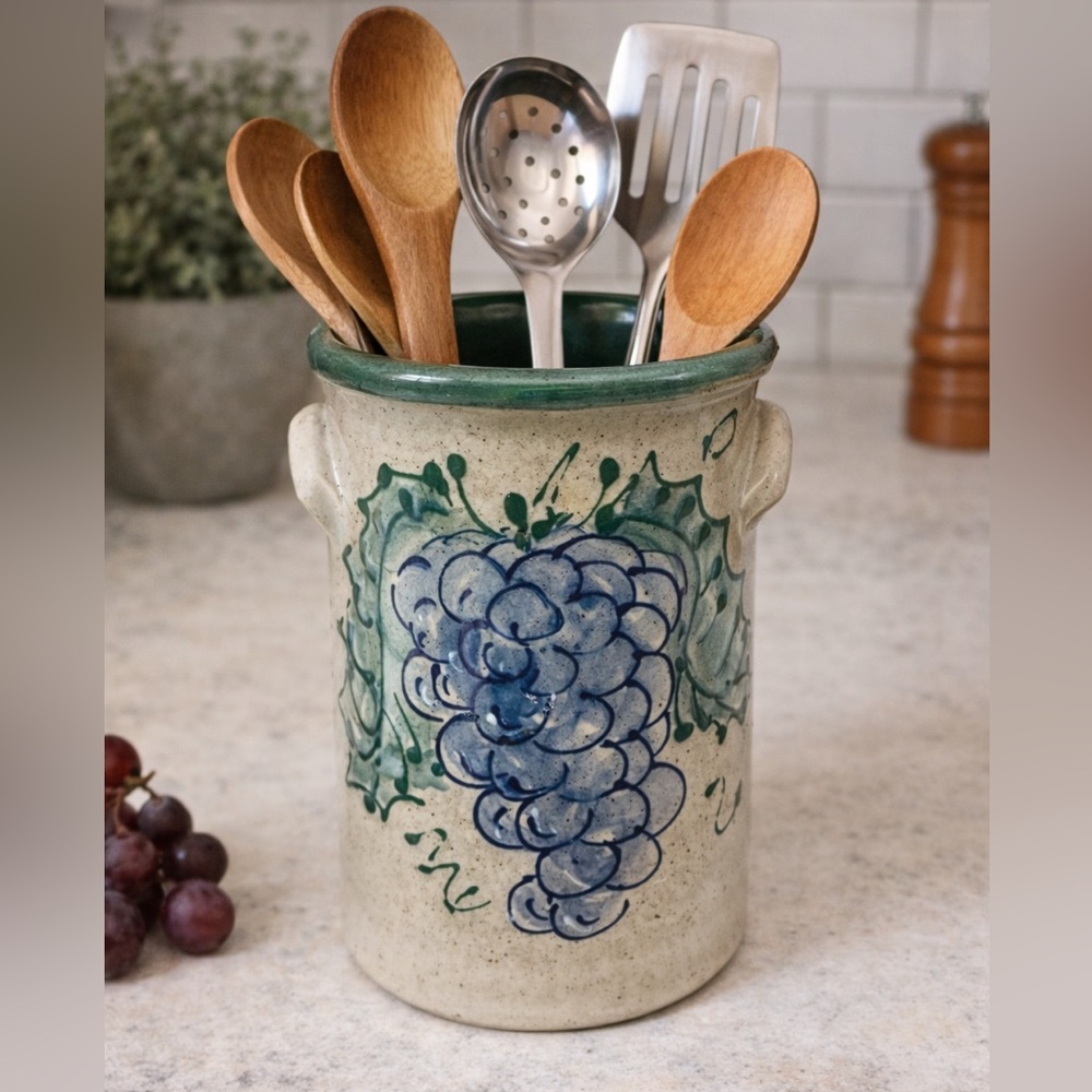 Great Bay Pottery Stoneware Crock • Hand Painted Grapes • 7″